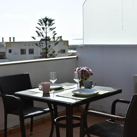4b Seeview 2 Minutes From Beach